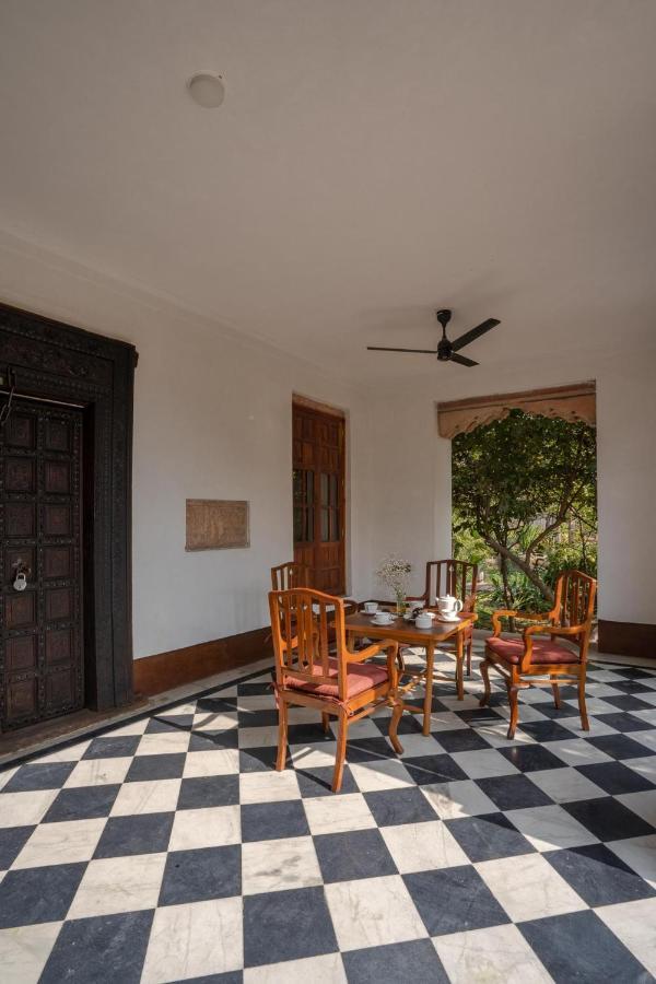 Lohonostays Library Sadhrana Bagh Gurgaon Eksteriør bilde